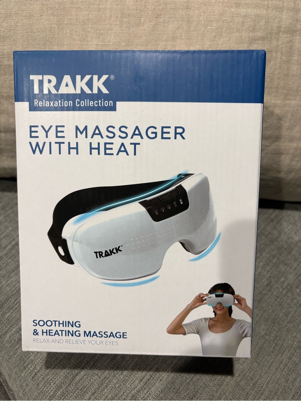 White Eye Massager with Heat - Soothing & Heating Massage